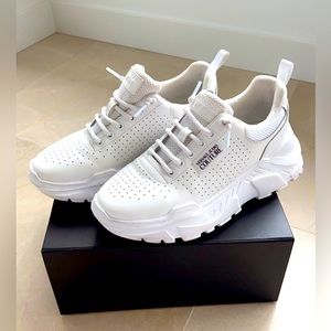Versace Jeans Couture Sneakers - EU 38 (fits like USA 7)
